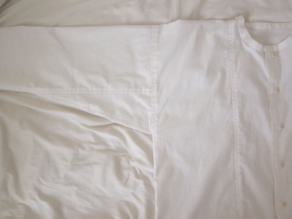 袖下のまちを大きくしたことが分かるように撮影した画像